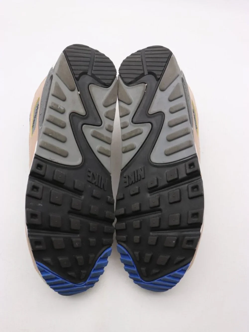 Air Max 90 SE Men's Size 12 Alter & Reveal Gray Fog Athletic Sneakers DO6108 001